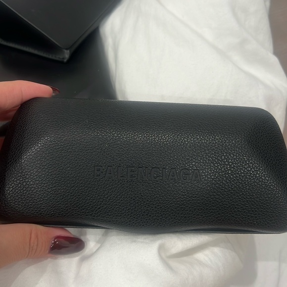 Balenciaga shield sunglasses - Picture 2 of 3
